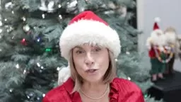 Happy Holiday From #Fitfabandwelltube | Stride with me...