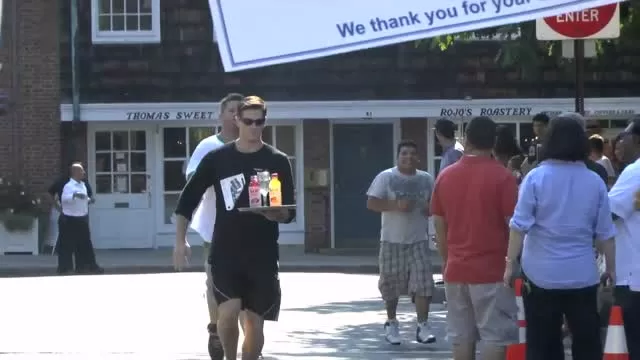 WaitersRace2014 Snippets from Waiters Race video