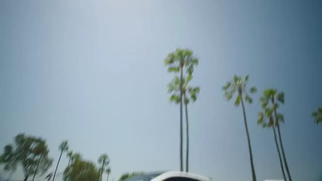 Mercedes-Benz 2018 E-Class Coupe and Cabriolet – Video Brochure