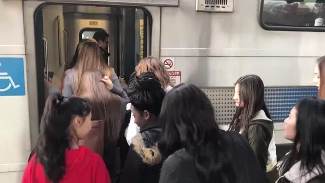 Hun Edgertones Perform at Radio City Music Hall