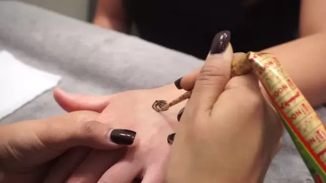 The Best Henna artist - Metropolis Spa Salon