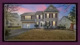 25 NAVESINK DR PENNINGTON- NJ 08534