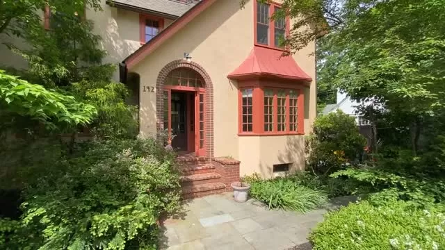 Unheard of Combination of Location, Character and Livability