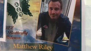 AIR Miki and Friends: Butterfly Release. Attitudes in Reverse