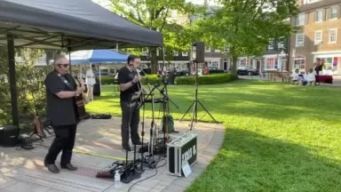 Palmer Square JB Rocks does Ladies Night at Princeton’s Palmer Square