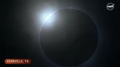 Eclipse 2024 Watch emotional moments as skywatchers view solar eclipse