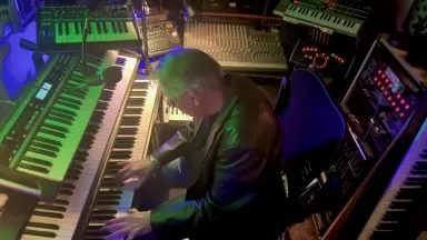 Peter Weedfald composes MYSTERIOUS Sonata in Em7