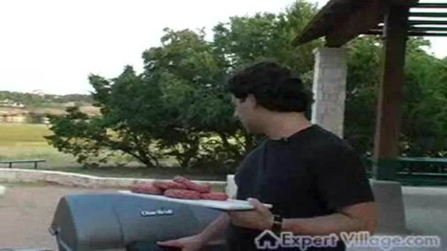 How to Make Hamburgers.