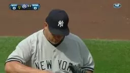 Yanks Top Mets Again