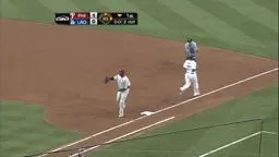 Phils Dip Dodgers