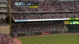 Yanks Topple Twins